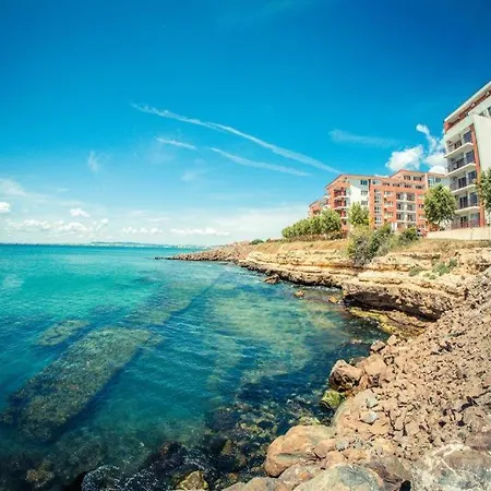 Imperial Sea View *